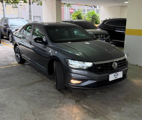 VOLKSWAGEN JETTA 1.4 250 TSI TOTAL FLEX R-LINE TIPTRONIC VOLKSWAGEN JETTA 1.4 250 TSI TOTAL FLEX R-LINE TIPTRONIC